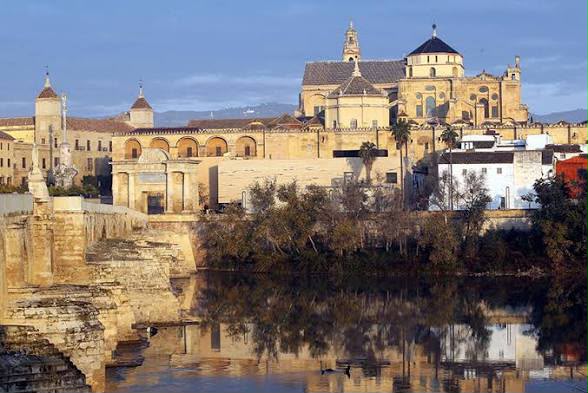 Jejak Emas Peradaban Islam di Spanyol dan Sisilia: Mercusuar Pengetahuan Penopang Renaisans Eropa