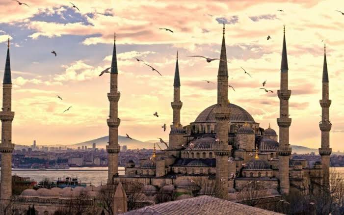 Ragam Masjid di Dunia: Dari Masjid Bersejarah hingga Arsitektur Modern